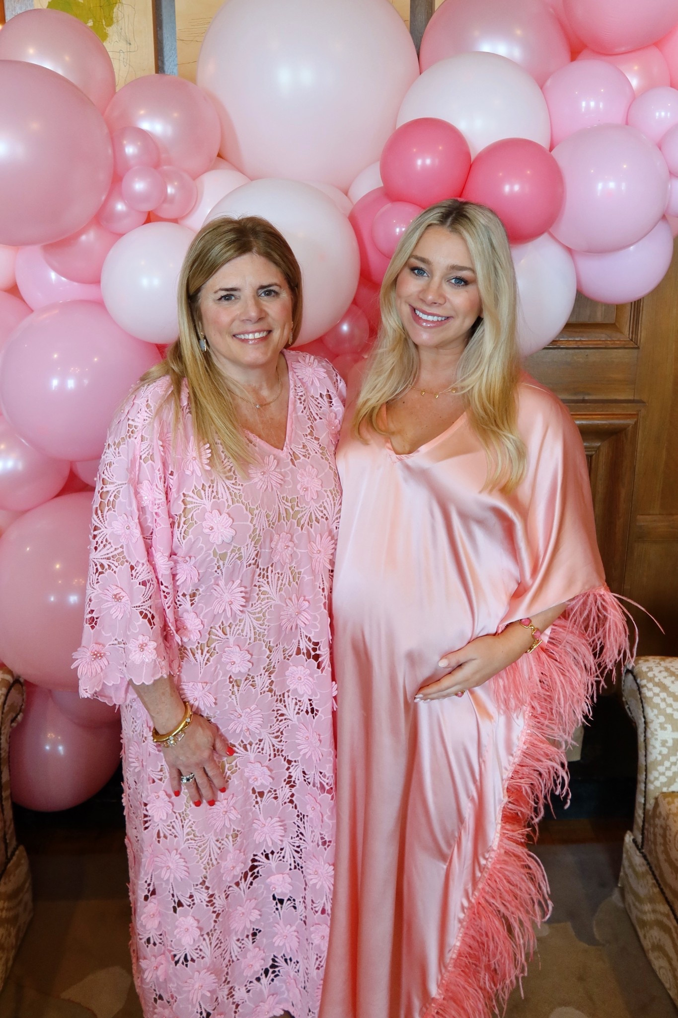 Baby Shower🩷🎀🫶🏼👼🏼💕🩰

#babyshower #pinkcaftan #onesizefitsall #babygirl #weddingguest #vacationready #featherdress #momanddaughter

#LTKWedding #LTKBump #LTKParties