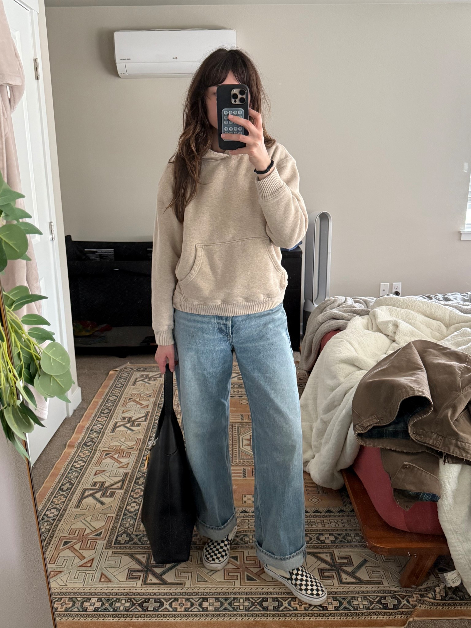 3.11 wfh ootd! Jeans are on sale - 20% during the Shopbop sale!!! The exact color of my hoodie and tee are sold out, but I linked the exact product. ❤️

#LTKSaleAlert #LTKWorkwear #LTKItBag