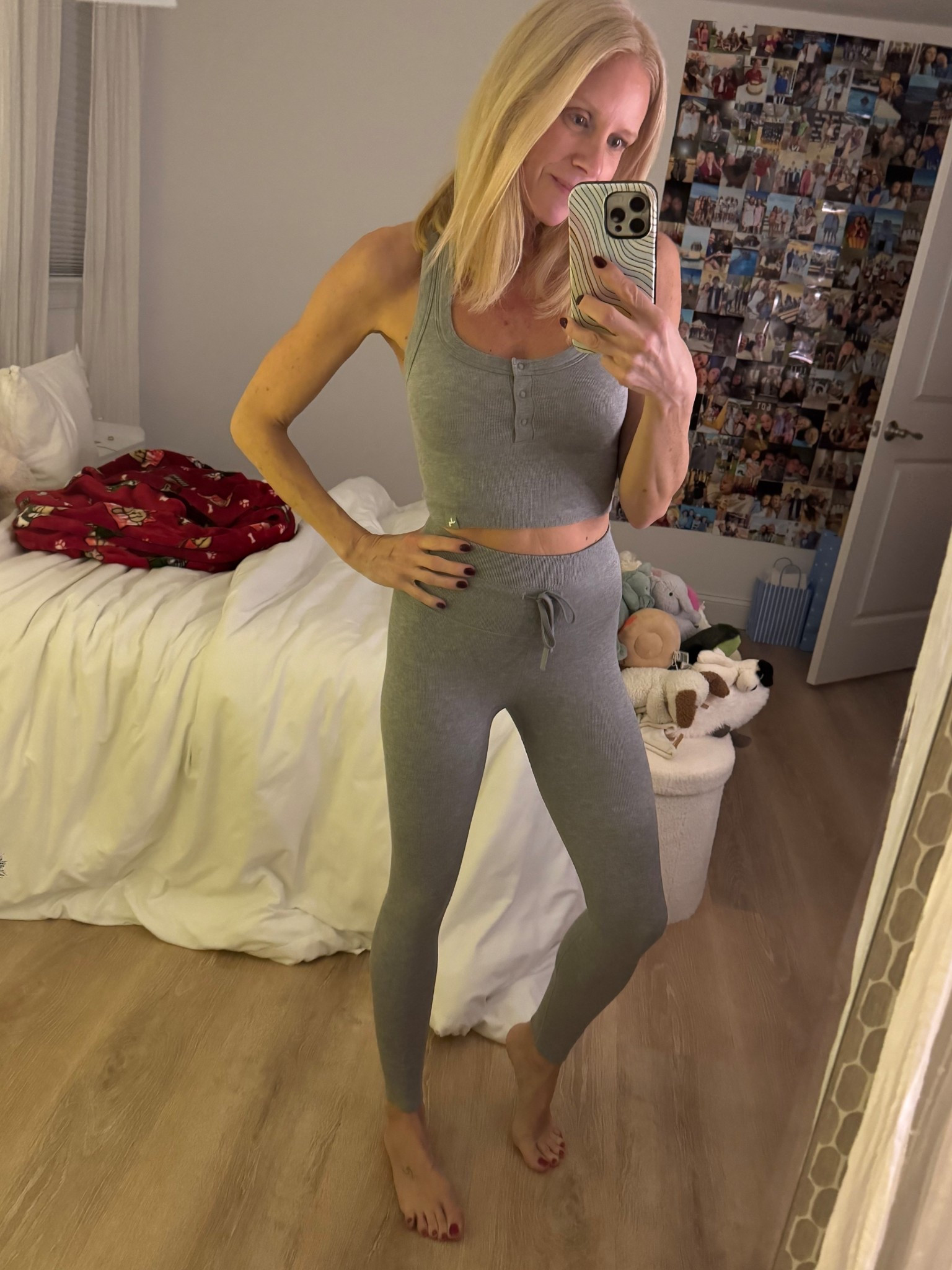 Wearing the xs in both 

#LTKActive #LTKOver40 #LTKfitnessgoals