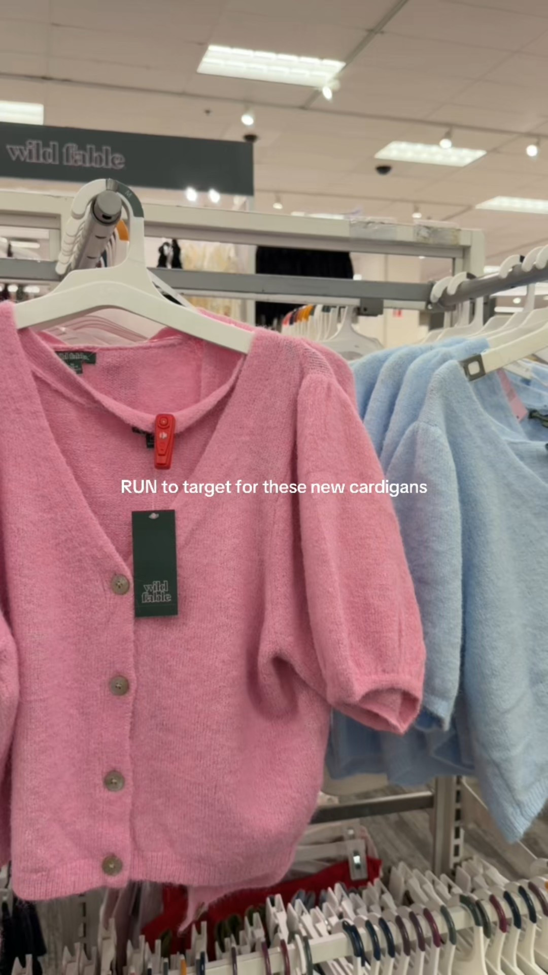 New $30 cardigan at target!!


#LTKFindsUnder50 #LTKSeasonal #LTKStyleTip