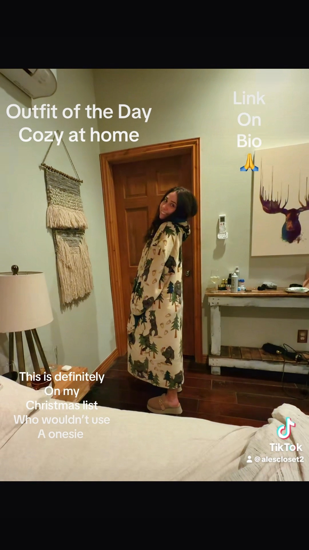 Cozy OOTD 🧸❄️
While we were in Park City, Utah, I got this super soft onesie for my daughter and she absolutely loved it 🤍
It’s insanely cozy, cute, and perfect for cuddling at home on a chilly mountain day while enjoying a movie 🎬✨

Such a good Amazon find — one size, relaxed fit, and SO comfy.
I’m definitely getting one for myself too 😌
Linked below for easy shopping 🛒

⸻



#ltkhome
#ltkcozy
#ltkunder50
#amazonfinds
#parkcityutah
#wintercozy
#mountainvibes
#cozyloungewear
#onesielove
#athomeoutfit
#movienightvibes
#giftideas


#LTKFindsUnder50 #LTKSeasonal #LTKHoliday