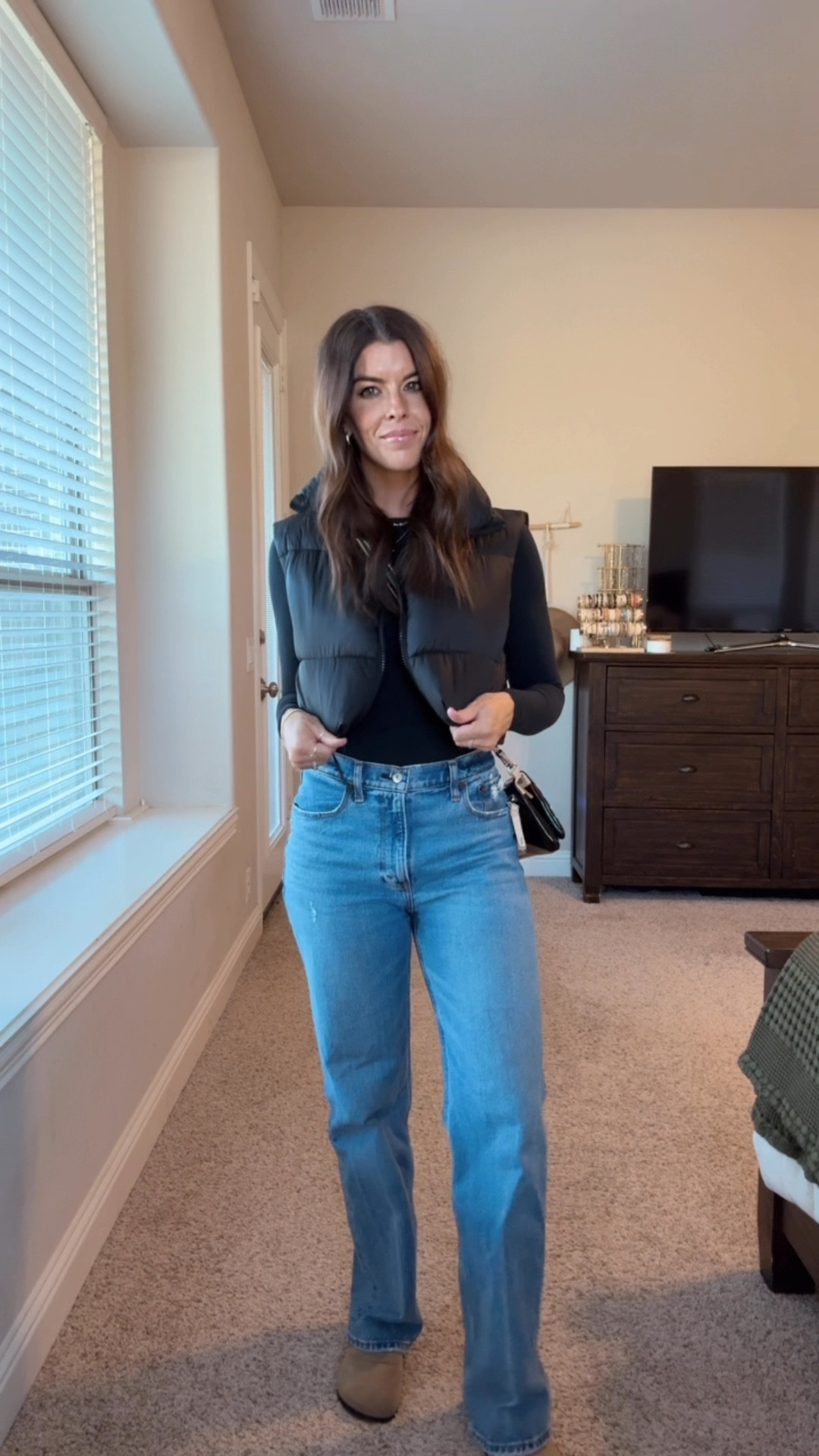 Love these cropped puffer vests

#LTKgrwm #LTKdayinmylife #LTKootd