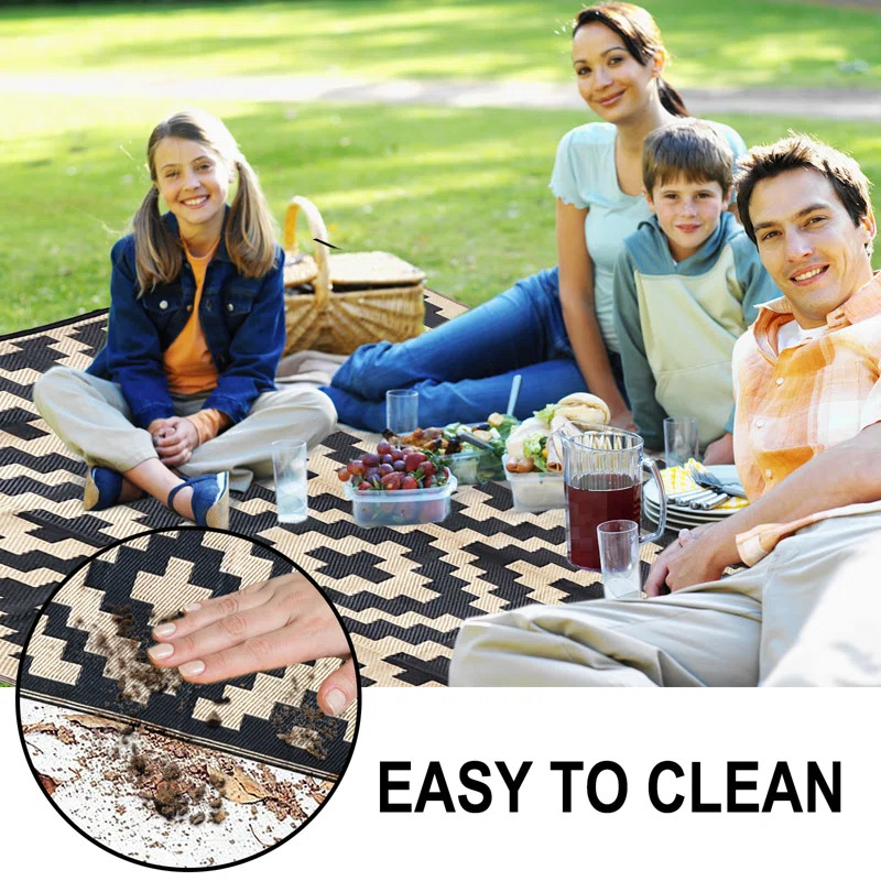 Geometric Machine Woven Indoor / Outdoor Area Rug in Black/Beige Set | Wayfair North America