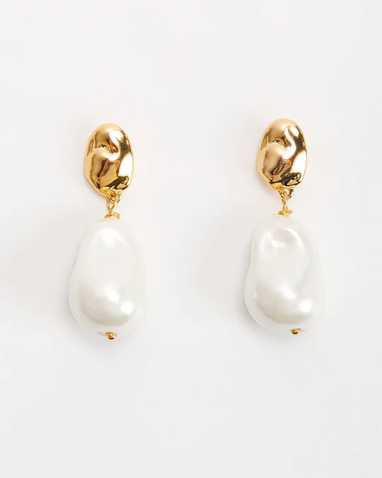 Freeform Pearl Drop Earrings | VICI