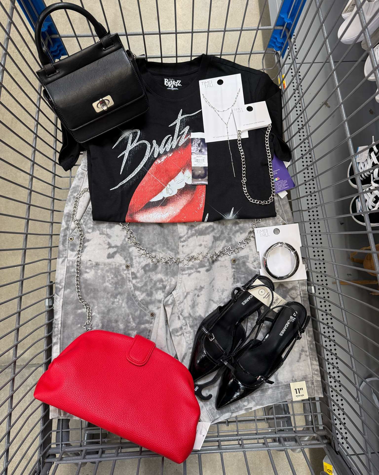 Streetwear WALMART OOTD ✨🔥🥰🎸Everything linked + similar options linked if items are sold out @walmartfavoritefinds

#LTKgrwm #LTKootd