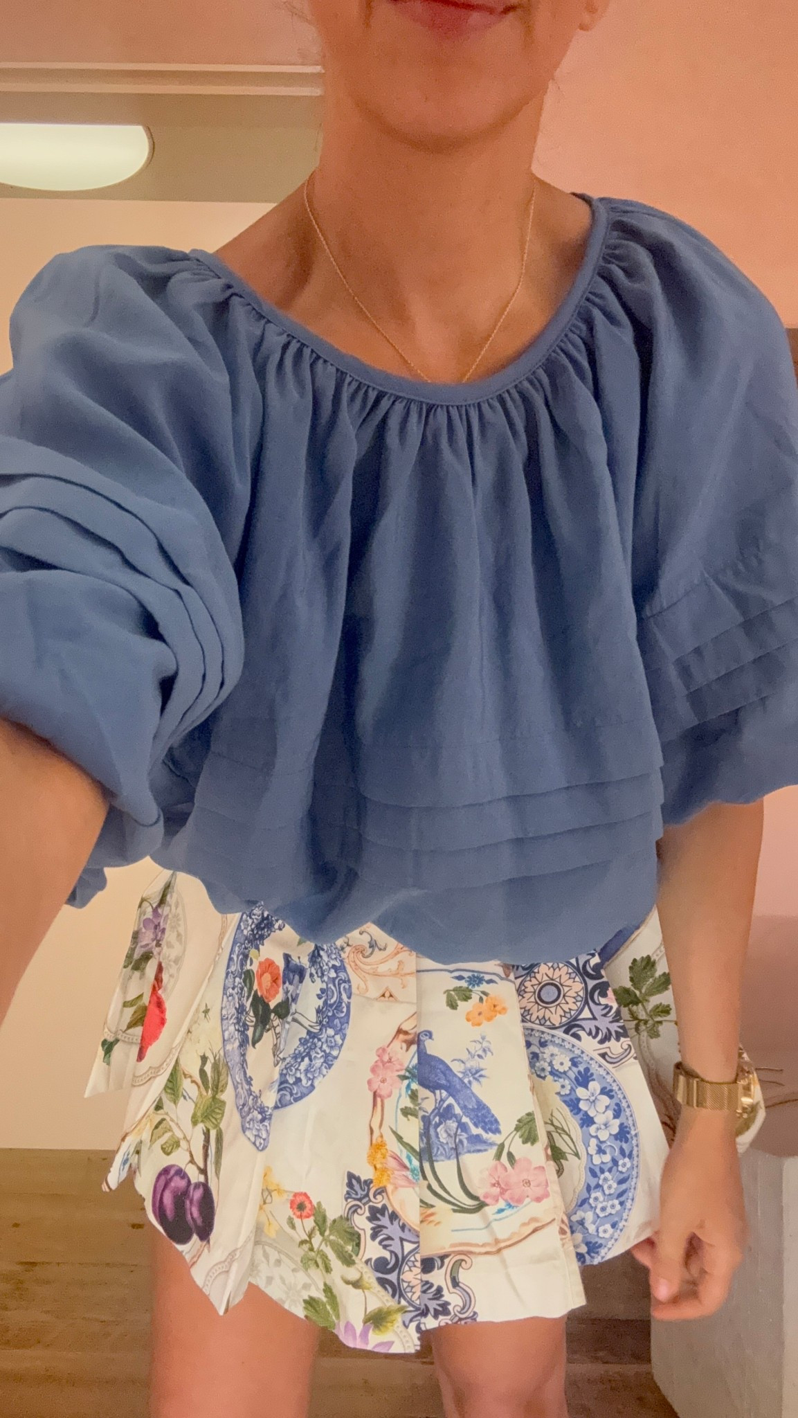 Top: small
Skort: 4
Code: dede20
Ok but this is actually a SKORT! Love some shorts underneath to chase the kids. I’m in love, such a unique and fun spring/summer print. Perfect for our Italy trip coming up or events