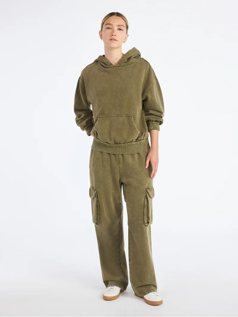 Scoop Women’s Mineral Washed Wide Leg Cargo Sweatpants, Sizes XS-XXL | Walmart (US)