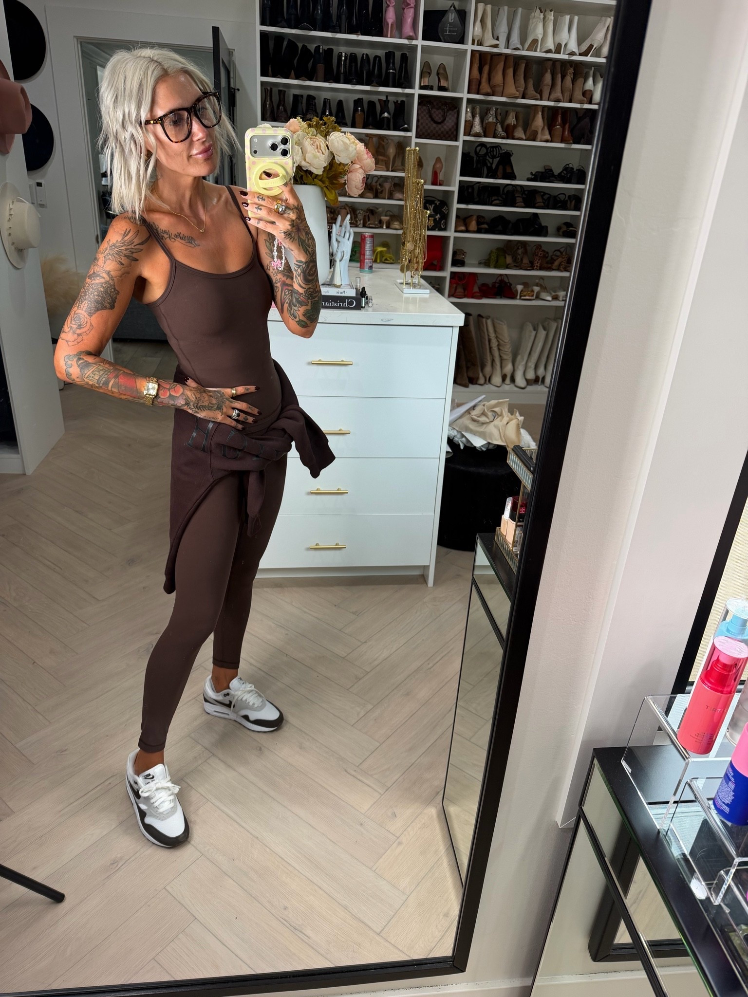 Italy travel fit

#LTKTravel #LTKOver40 #LTKfitnessgoals