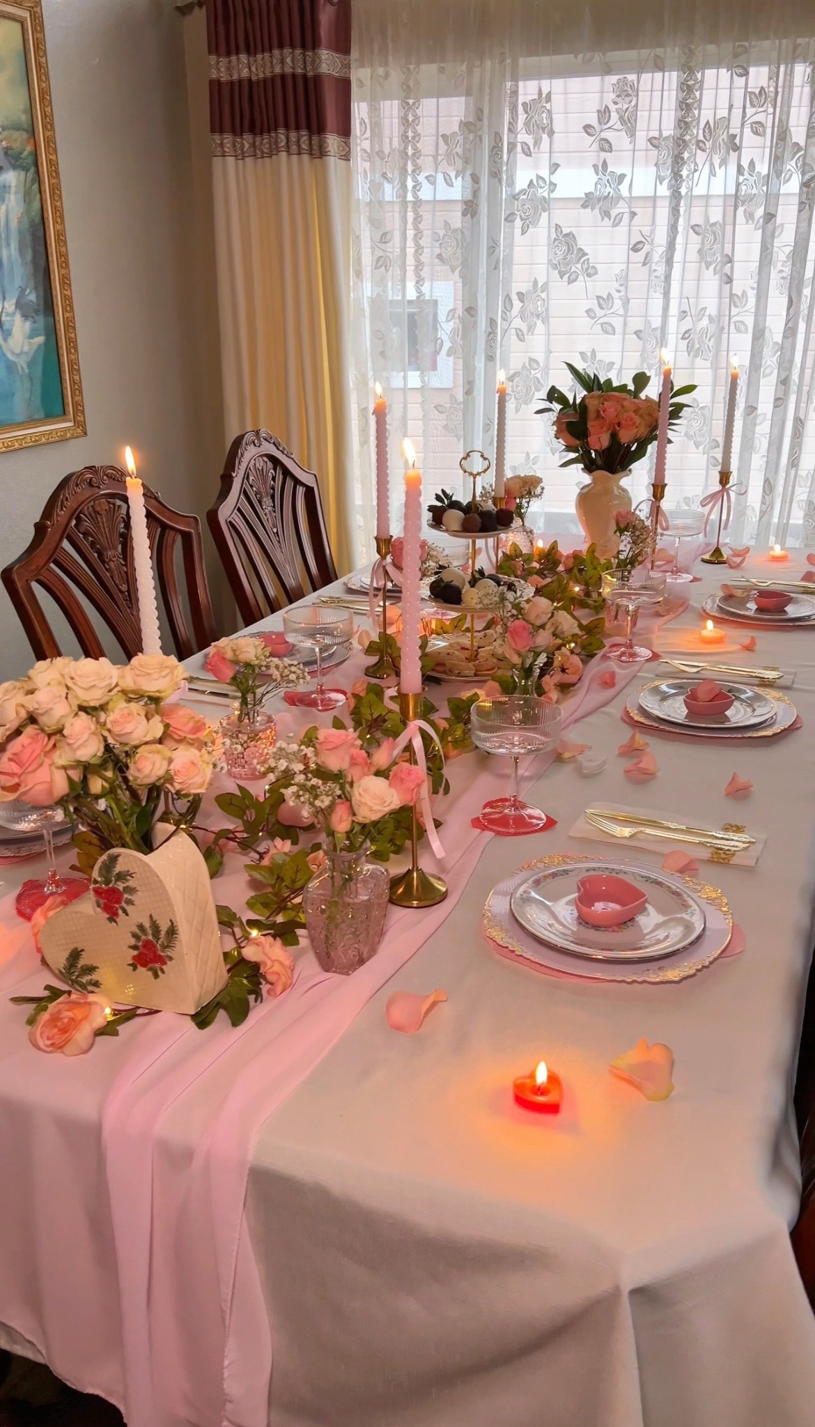 Galentine’s Party Setup

#LTKHome #LTKValentine