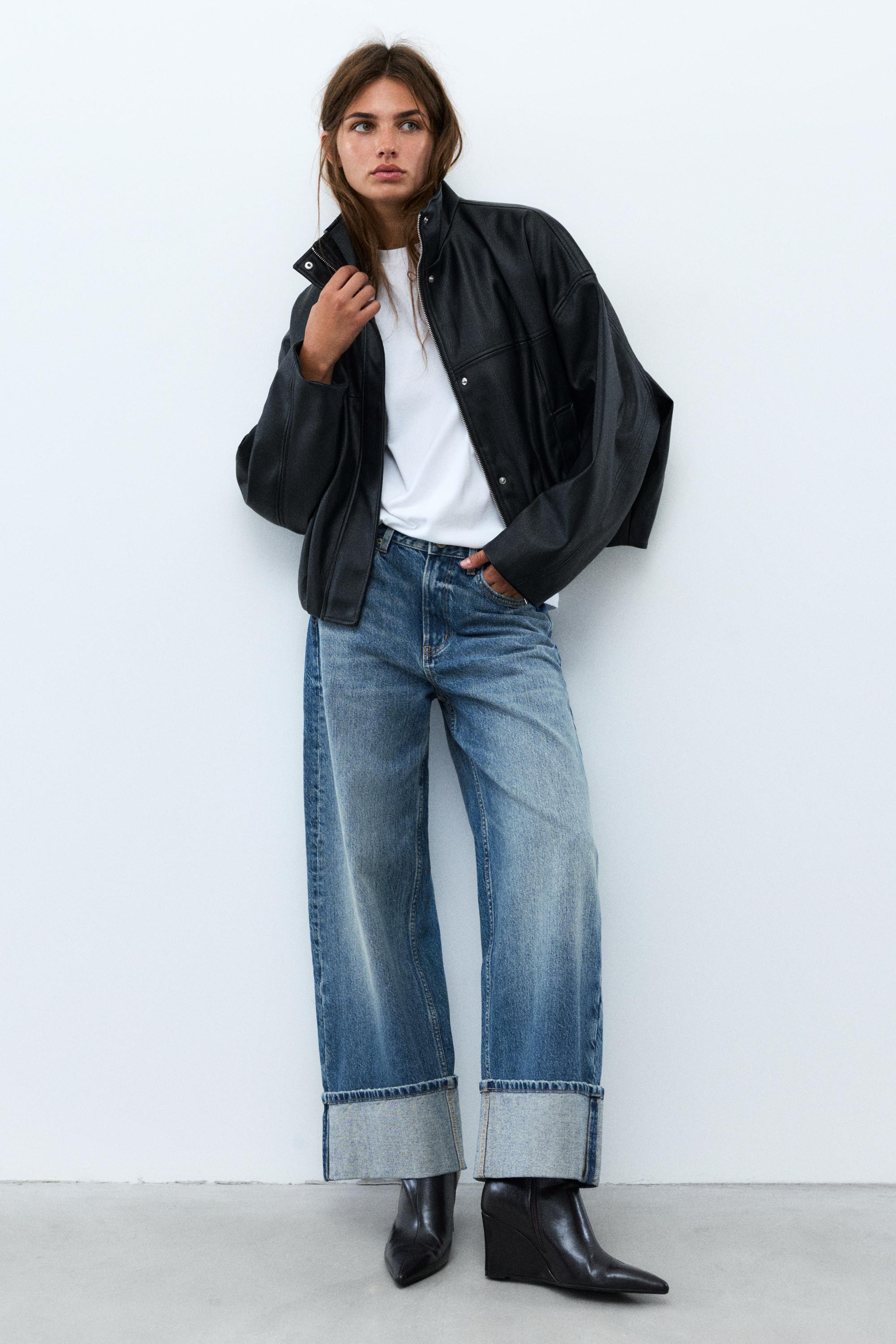 Baggy jeans with turn-up hems | PULL and BEAR UK