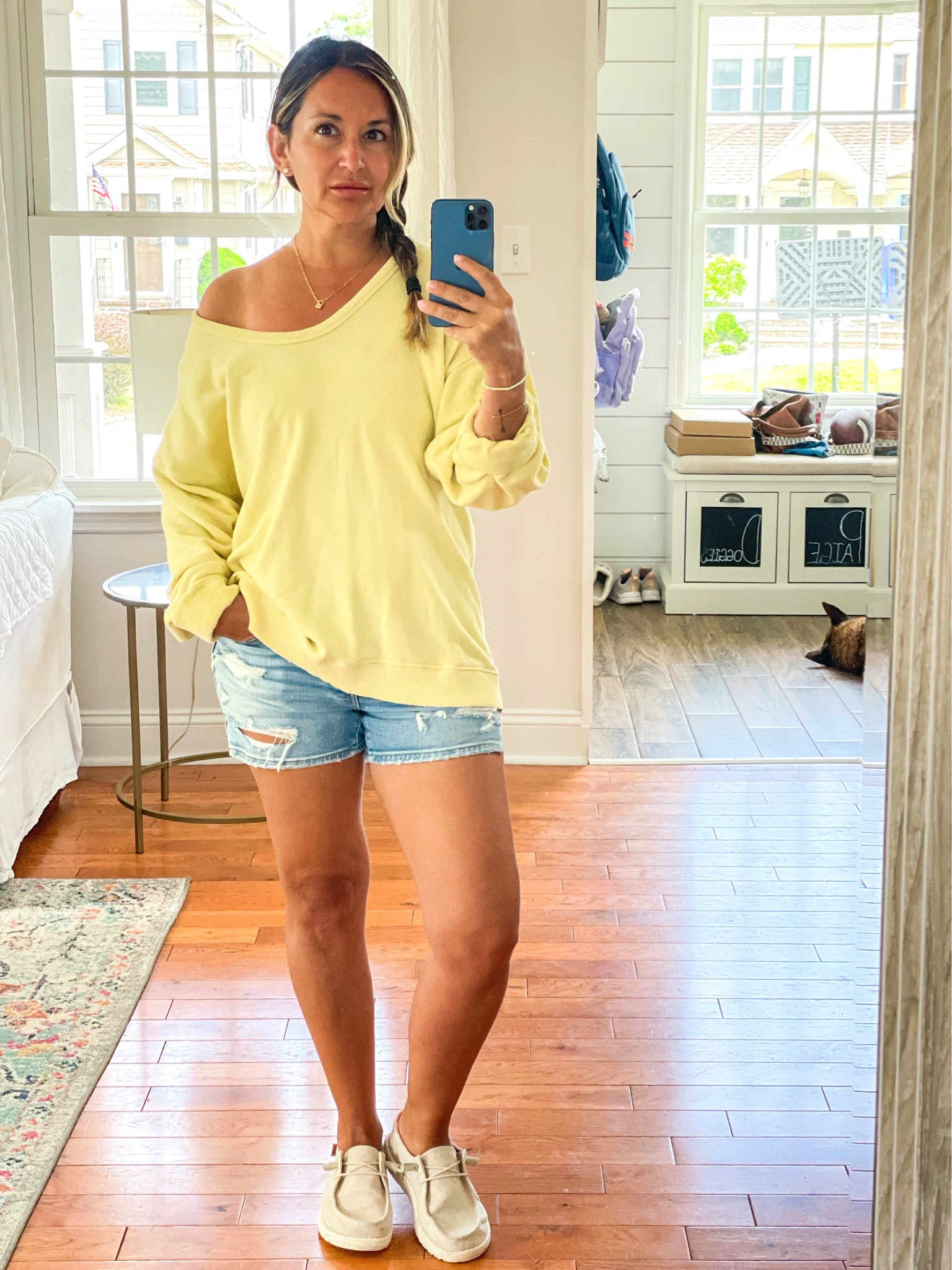 Feeling mellow yellow today :). 

Use code SUNSHINE25 for 25% off. 



#LTKsalealert #LTKFind #LTKstyletip