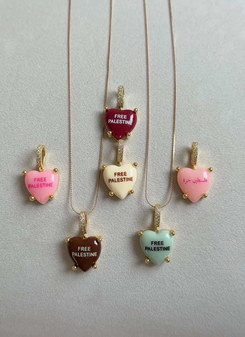 Free Palestine Heart Pendant: Pink Charm Necklace, English Herz Kette Anhänger Englisch, Rosa, B... | Etsy (US)