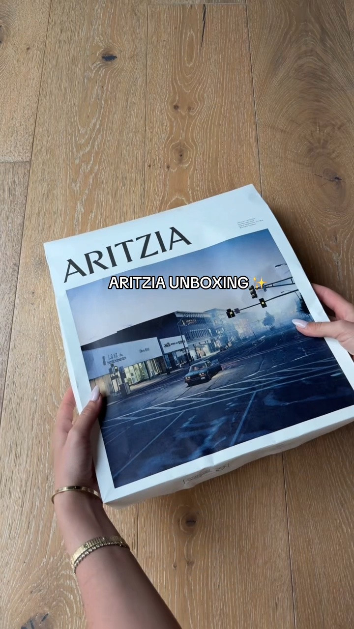 Aritzia haul ✨I will post a try on soon! These will be 🔗 on my LTK.