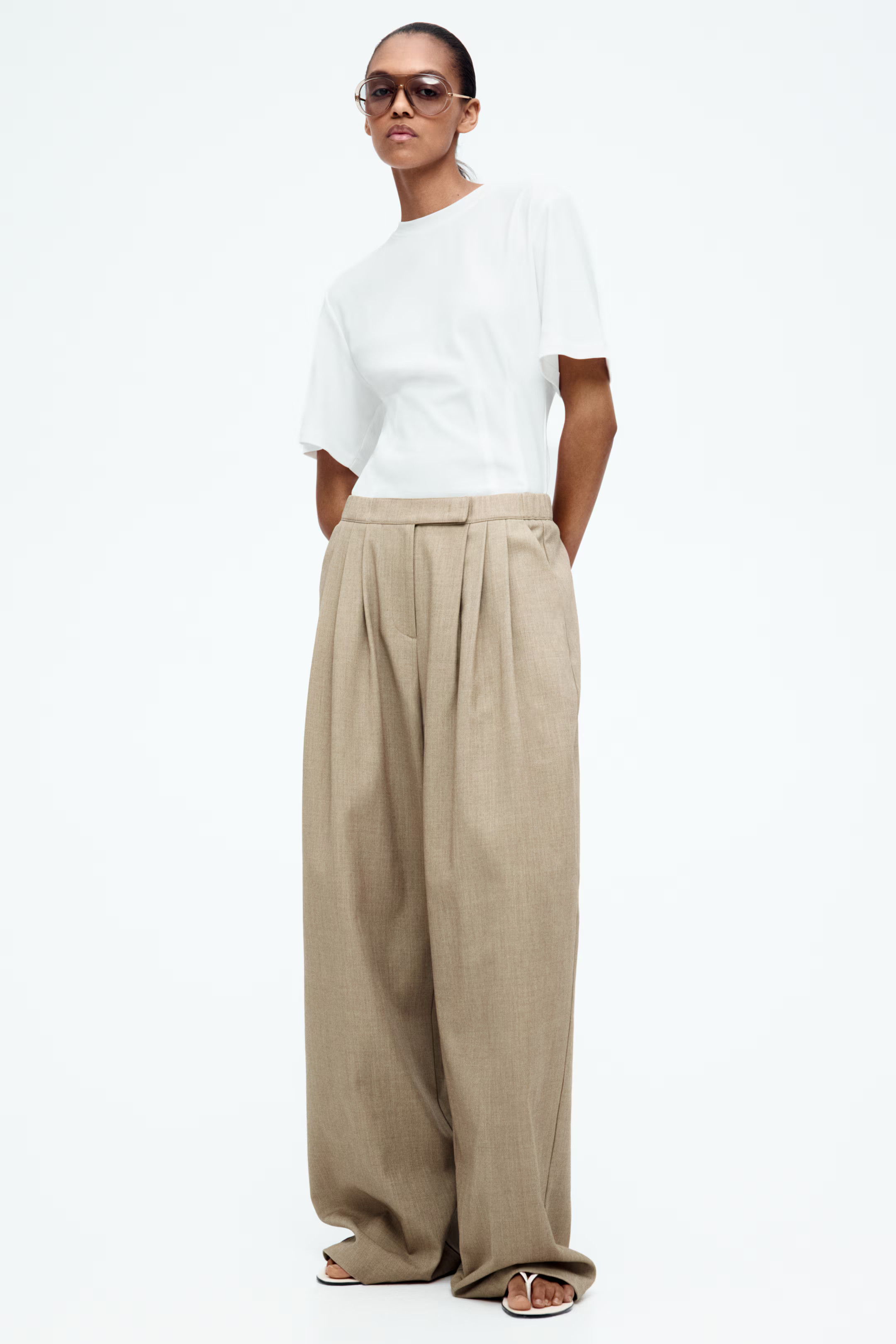 Interlock T-shirt body | H&M (UK, MY, IN, SG, PH, TW, HK)