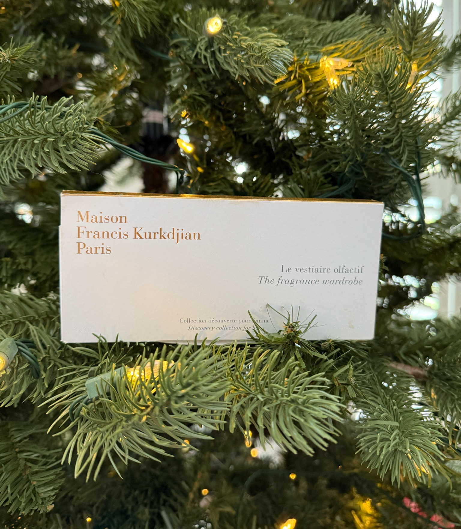 Maison Francis Kurkdjian, Baccarat Rouge 540, perfume, luxury perfume, perfume discovery set, beauty, beauty gifts, gifts for her, gifts for teens, gift guide, & Christmas presents 


#LTKHoliday #LTKGiftGuide #LTKBeauty