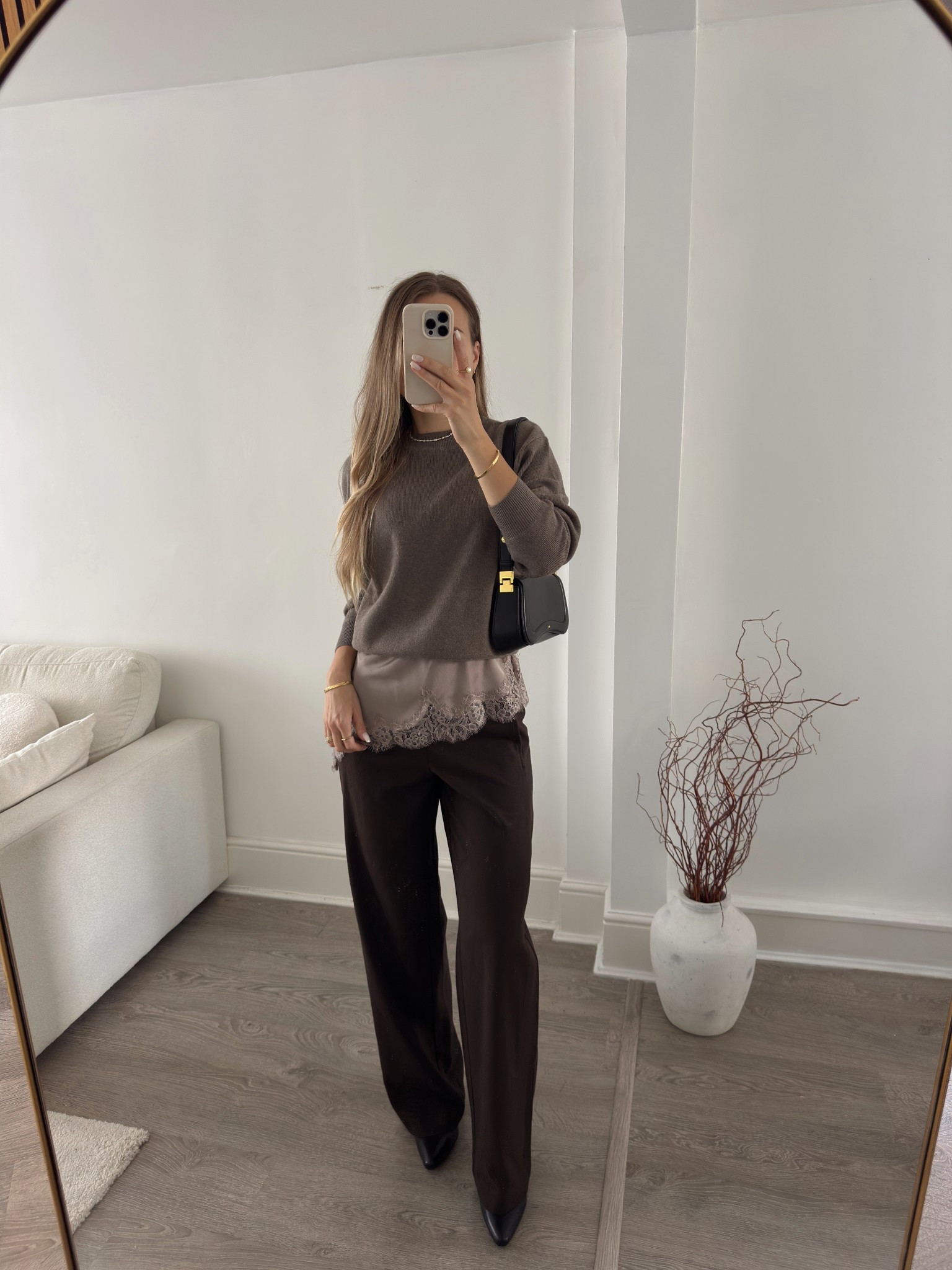 Simple yet elevated . Can’t go wrong with lace and layers this season 🤎

#LTKautumn #LTKuk #LTKwinter