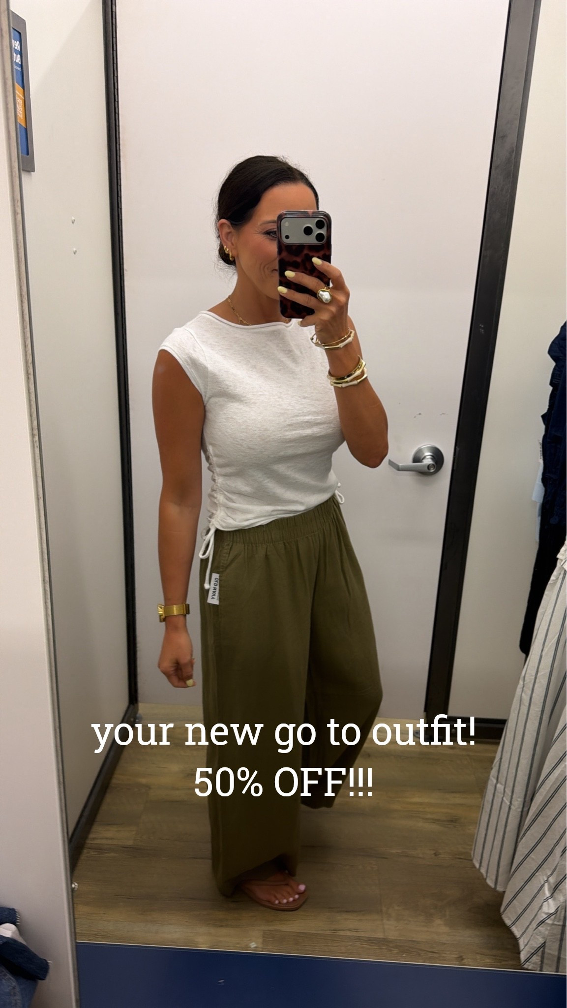 your new go-to outfit… but this top 😍
anthro vibes without the anthro price 🙌🏼

#walmartfashion #affordablefashion #outfitinspo #everydayoutfit #budgetstyle #ltkstyle #ltkfinds #springoutfits