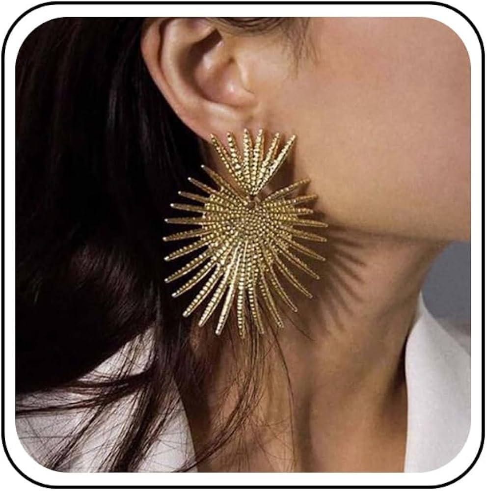 Inilbran Boho Exaggerated Heart Dangle Earrings Vintage Starburst Stud Earrings Gold Metal Starbu... | Amazon (UK)