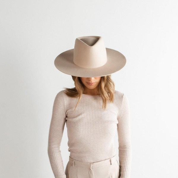 Dakota Triangle Crown - Cream | Gigi Pip