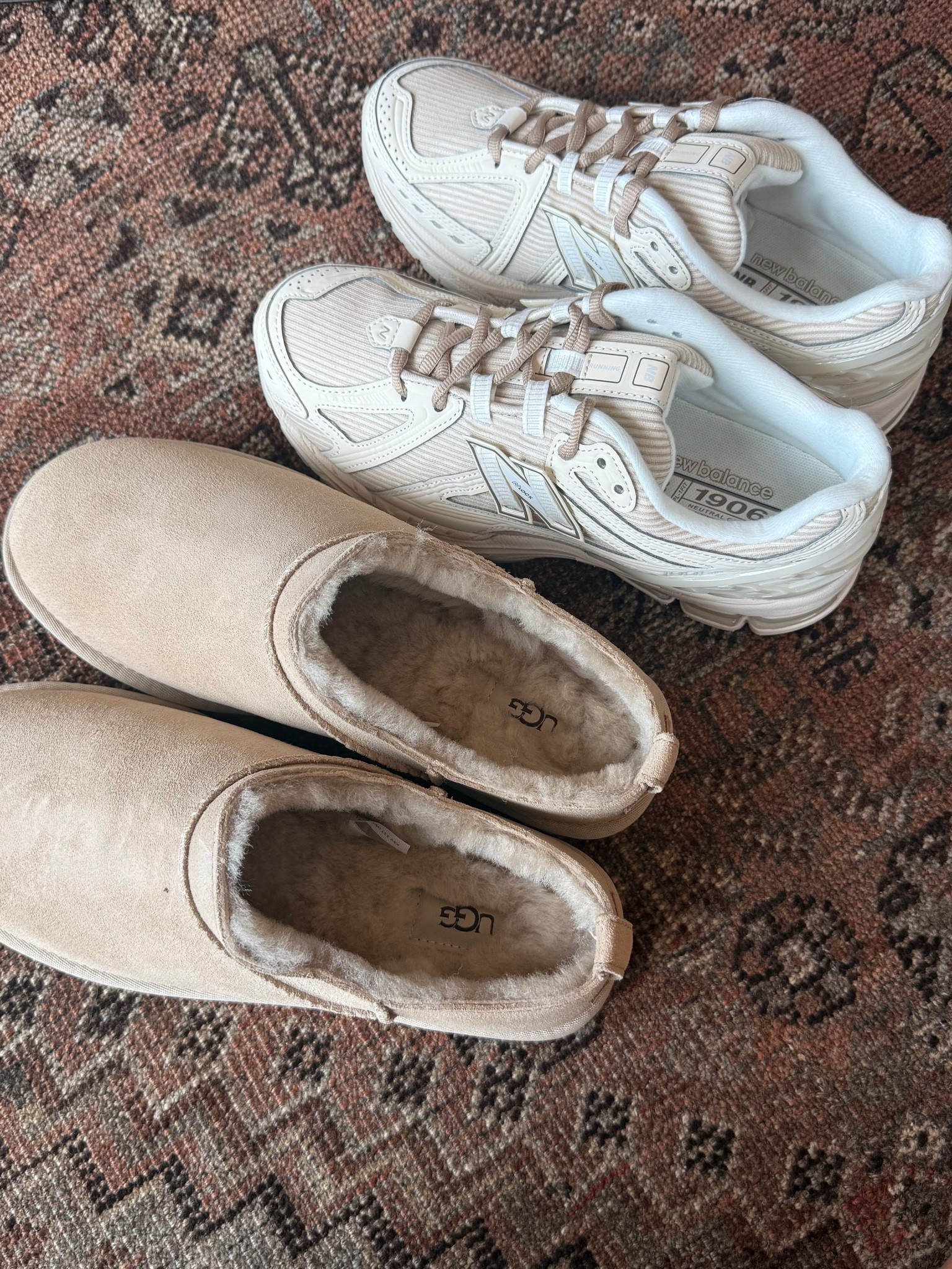 I have been wearing these New Balance recently and they are so comfy!! Can’t believe I have another pair that’s not the 9060s! Also I don’t have this style of Uggs so excited to wear 🤍

#LTKootd #LTKmomlife #LTKSeasonal