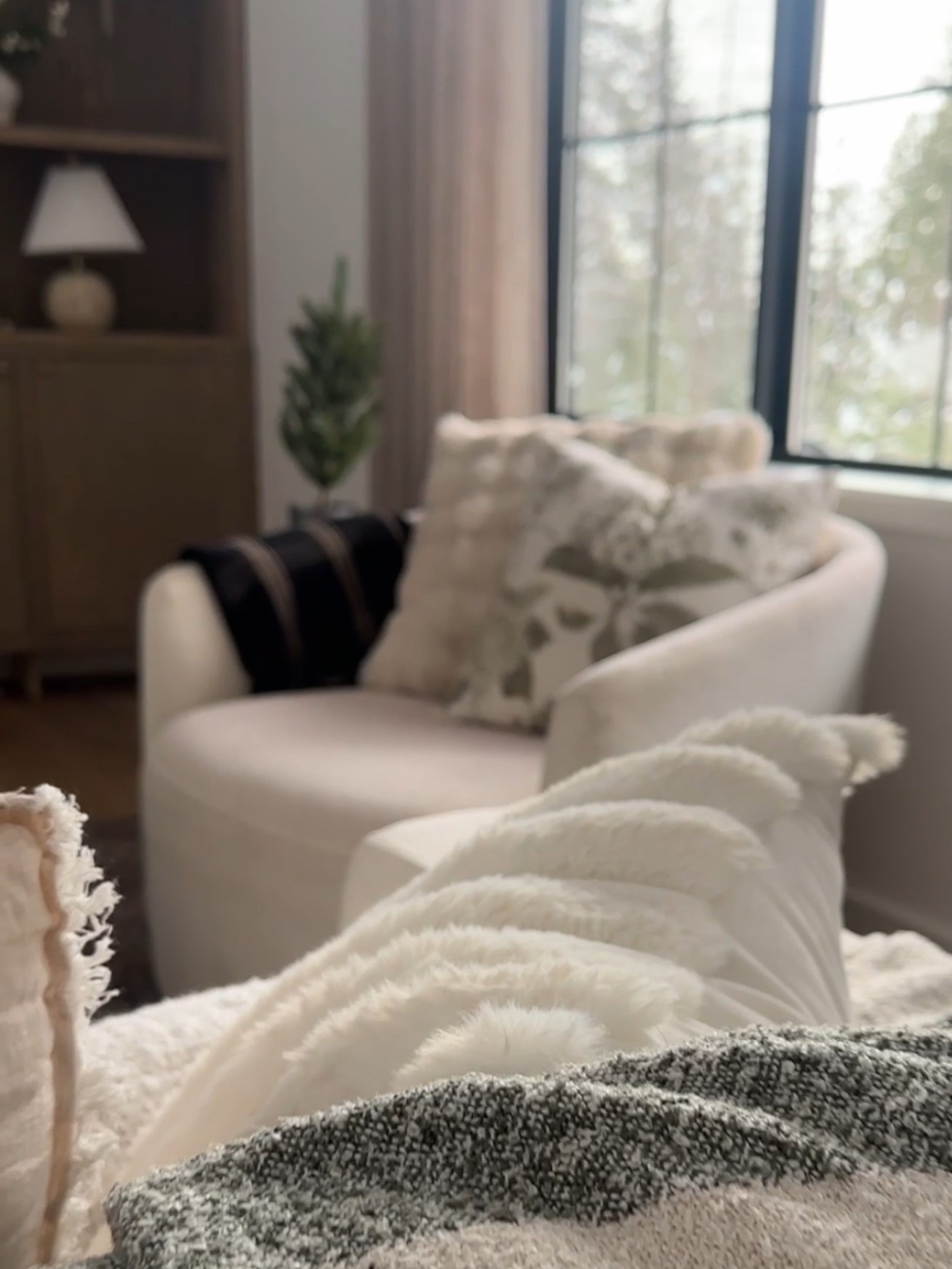 Cozy winter home decor, faux furs, accents chairs and more! 

#LTKdayinmylife #LTKHome #LTKSaleAlert