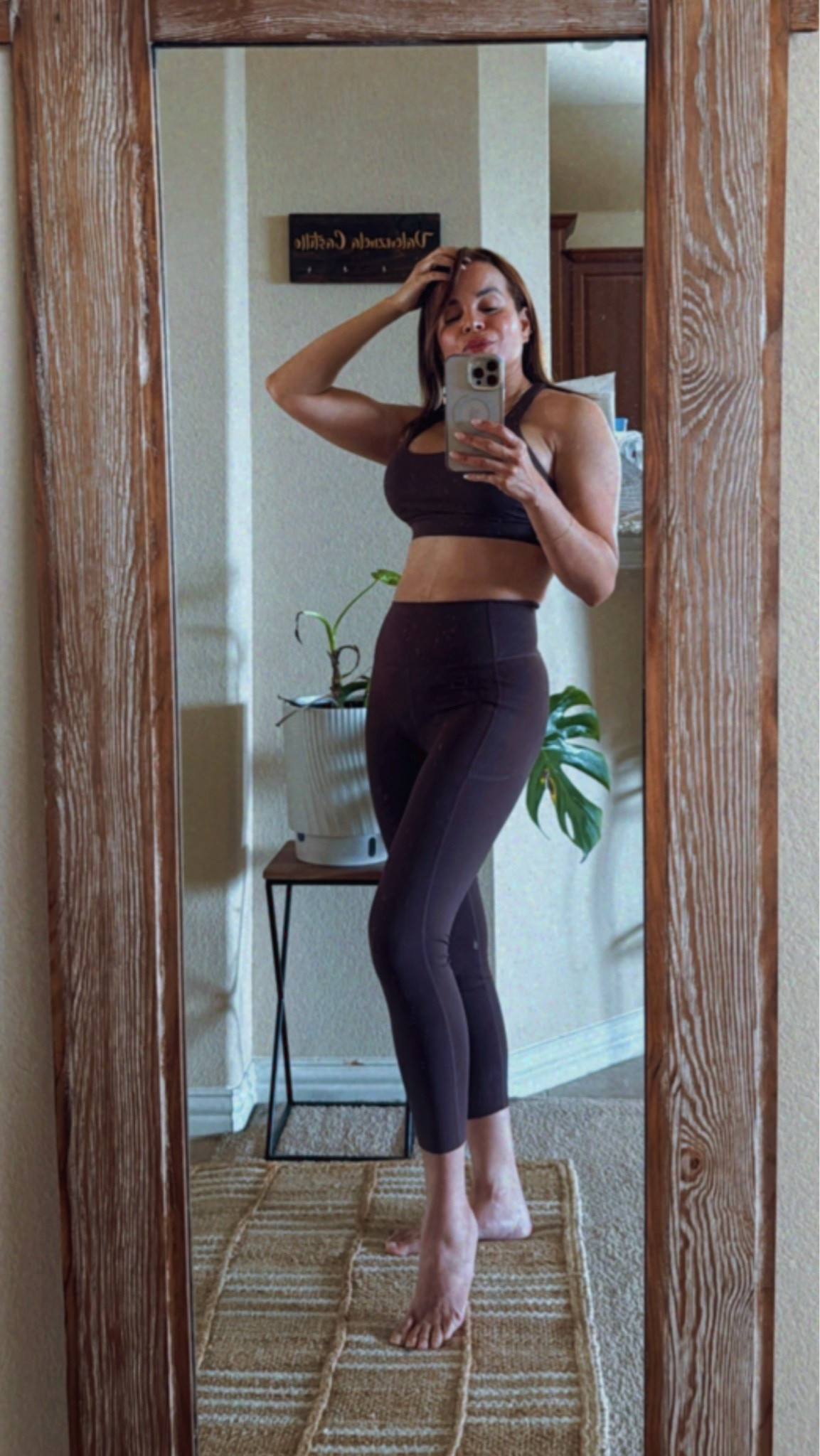 ✨ Strong body, strong mindset ✨
Obsessed with this workout set from  Enerbloom￼ 🤎
So comfy, flattering, and perfect for feeling confident during every workout 💪✨

From gym sessions to busy mom life… this set moves with me all day 🫶

#Enerbloom #EnerbloomActive #WorkoutSet #GymStyle #Activewear #FitnessLifestyle

#LTKmomlife #LTKfitnessgoals #LTKOver40