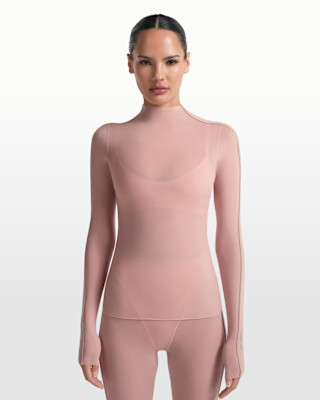 NikeSKIMS Weightless Layers | Nike (US)