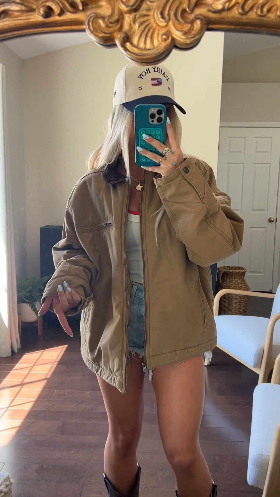 Concert ootd 🫶🏼 Barn jacket on sale!! Men’s L 

#LTKPetite #LTKFindsUnder100 #LTKSaleAlert