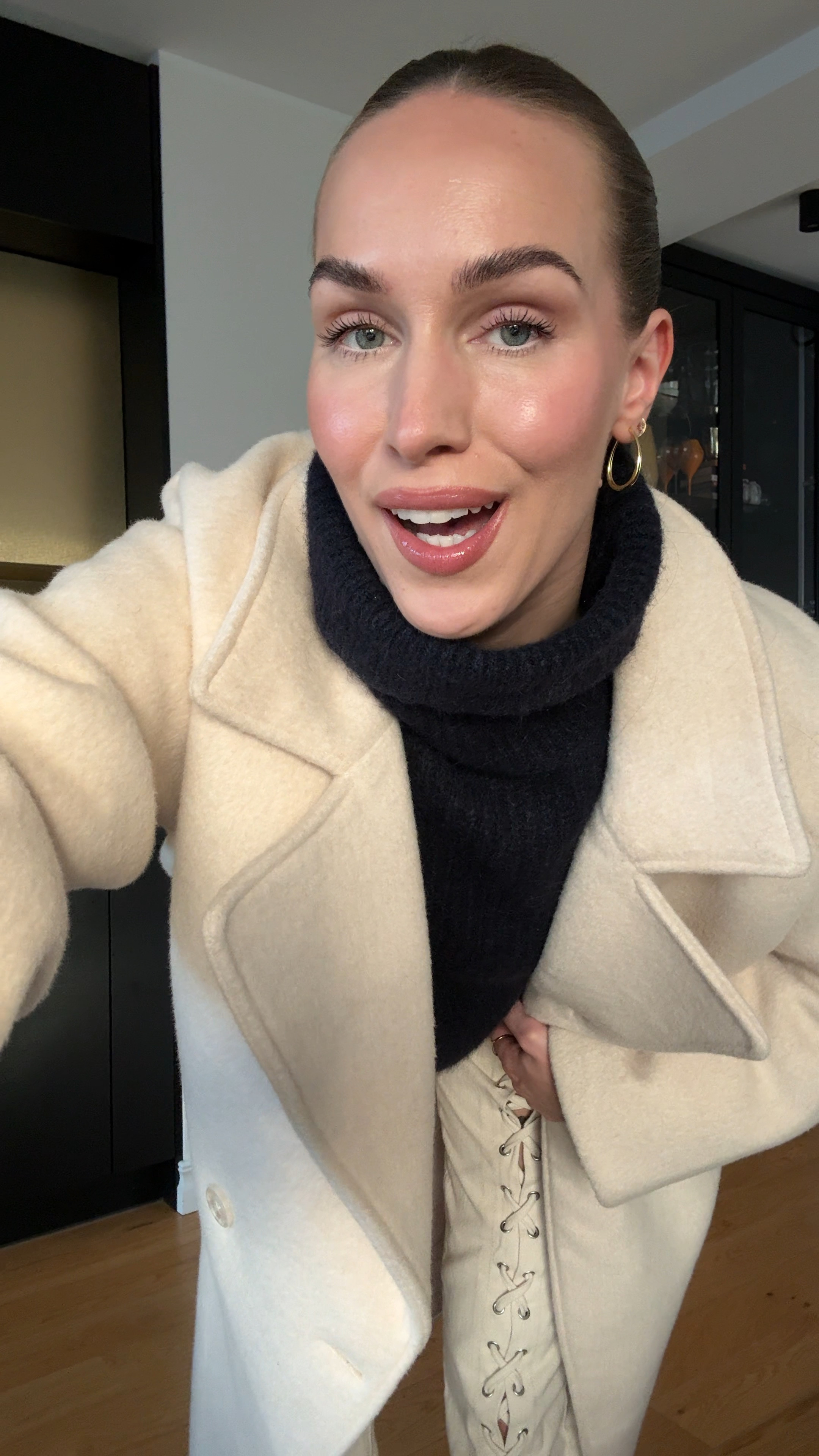 Winter outfit white wool coat, suede boots & bag

#LTKeurope #LTKbag #LTKwinter