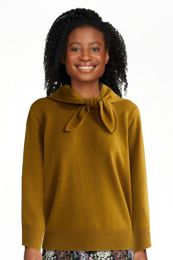 Free Assembly Women's and Women's Plus Cropped Crewneck Sweater with Scarf, Lightweight, Sizes XS... | Walmart (US)