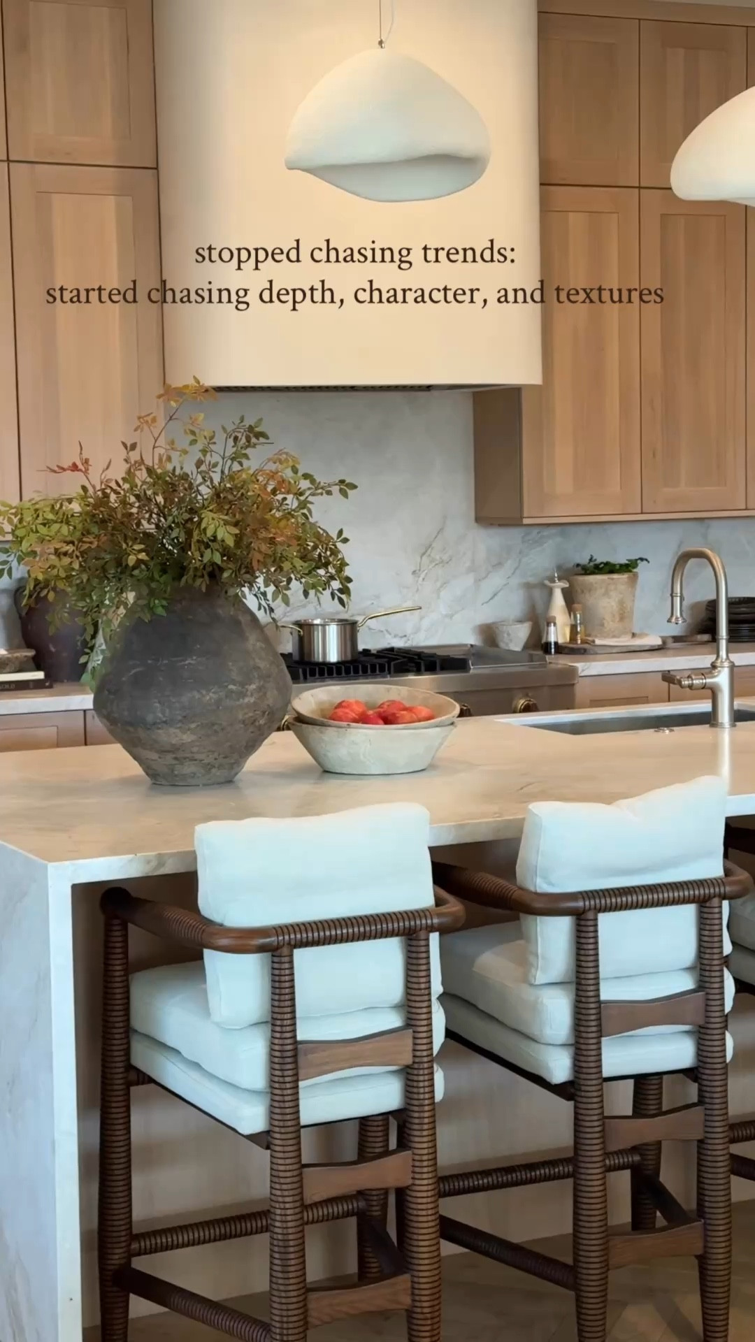 linked what I could! 

antique pots and bowls: E.LEO decor linked in my bio 
my barstools: Gio dining stool by sixpenny
any coffee table: Theo coffe table by sixpenny
#woodtones #naturalstone #homedesign

#LTKHome