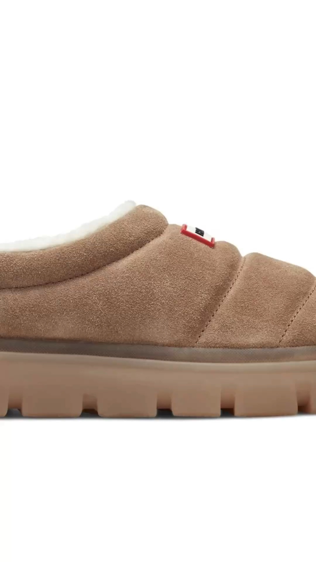 Insulated Water Resistant Slip on Mules 



#LTKGiftGuide