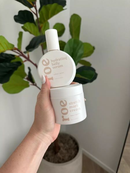 I swear these clean products are the reason why I never got stretch marks when I was pregnant! Beauty must have 

Roe
Beauty 
New mom favorite 

#LTKBeauty #LTKBump #LTKBaby