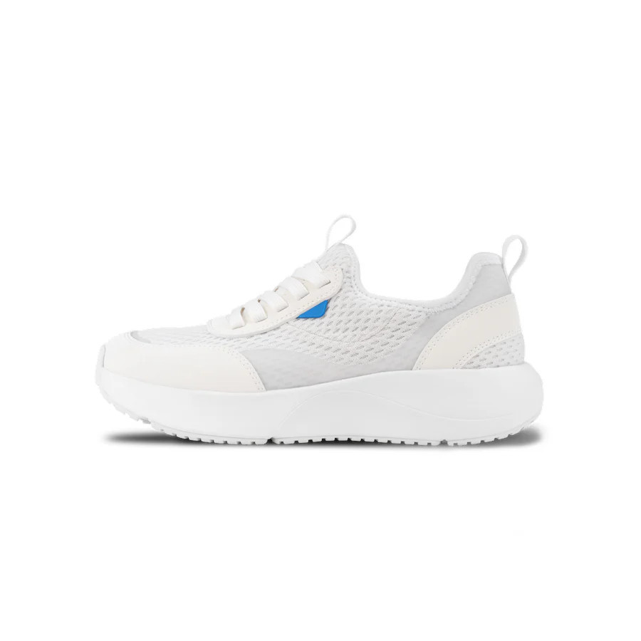 Women's Pacific Sneaker - Warm White | Vessi Footwear
