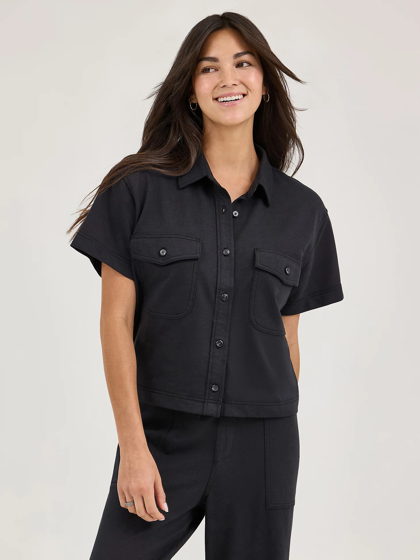Women's Loose Crop Button Down Shirt | Lee Jeans