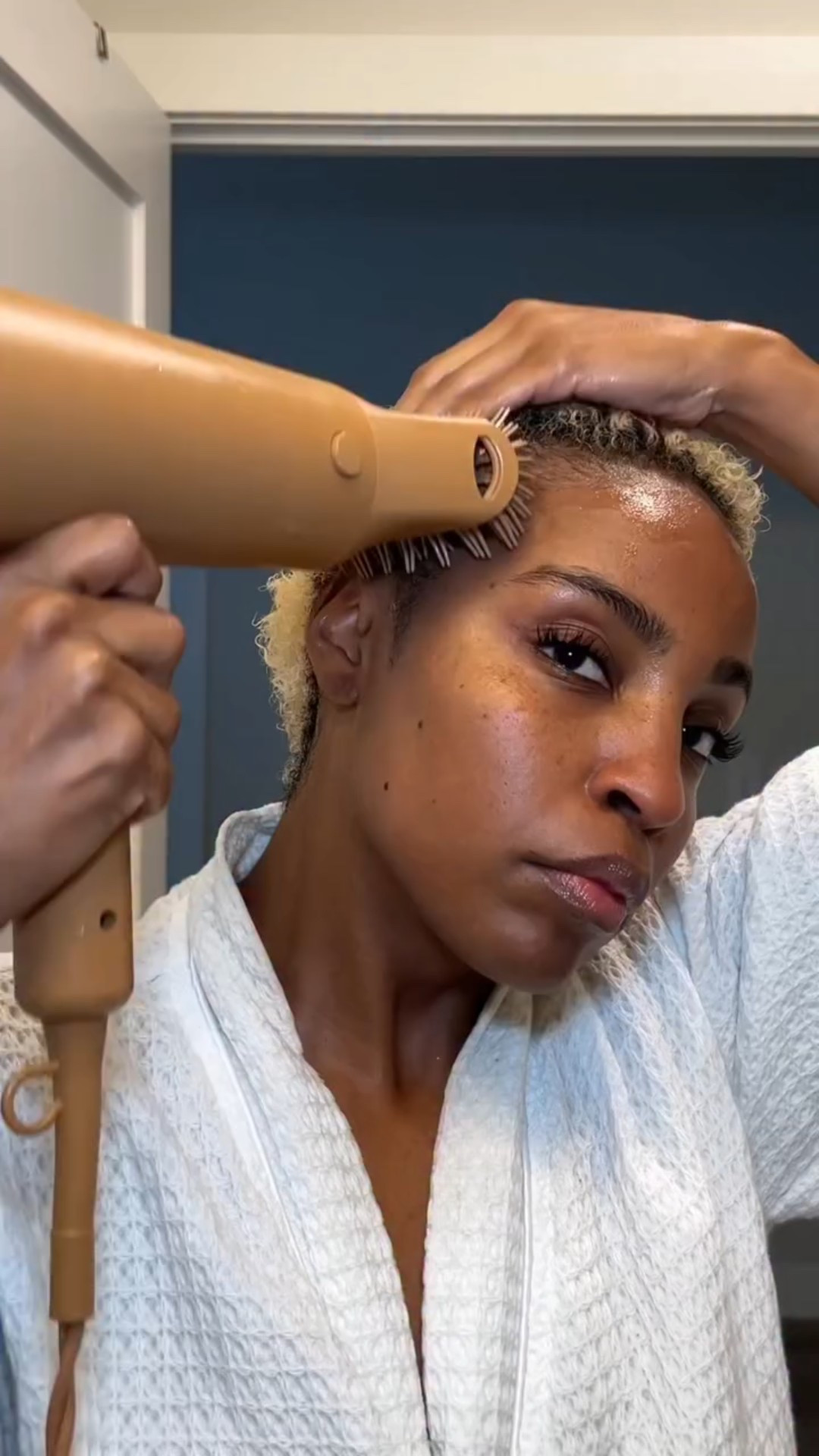 I can’t believe it’s been a month since I last straightened my hair! 

👱🏾‍♀️🫶🏾Also, if you haven’t yet, check out my series ‘Natural Pixies for Beginners’. There’s 3 episodes up for you to binge watch. 

#bostoninfluencer pixie haircut, pixie styling tips, pixie styling help, how to style a pixie, pixie hairstyle, black women with pixies