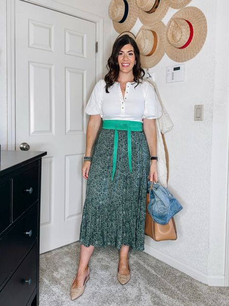 Teacher outfit idea
Business casual outfit idea 
Puff sleeve Henley-medium
Pull on midi skirt-medium (size down if in between)
elt-one size


#LTKcurves #LTKworkwear #LTKFind
