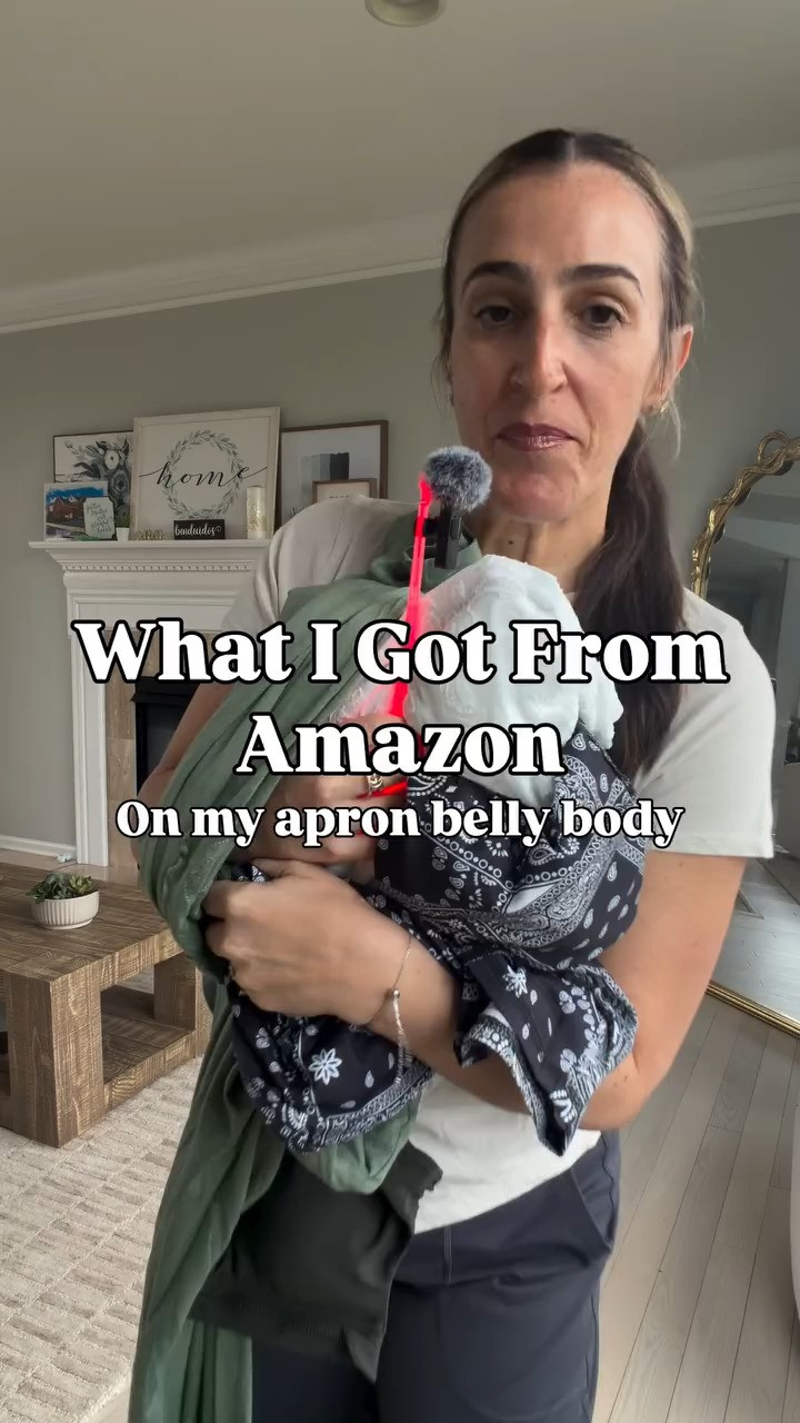 Idk about you but I’m always enjoying watching people try their Amazon orders on! So here’s a new one for me! Looking rough and all but hey, mom life. Wearing a medium in everything and a medium plus in the bra. 

 #apronbelly #amazonorder #amazonunboxing #LTKmomlife #LTKOver40 #LTKMidsize
