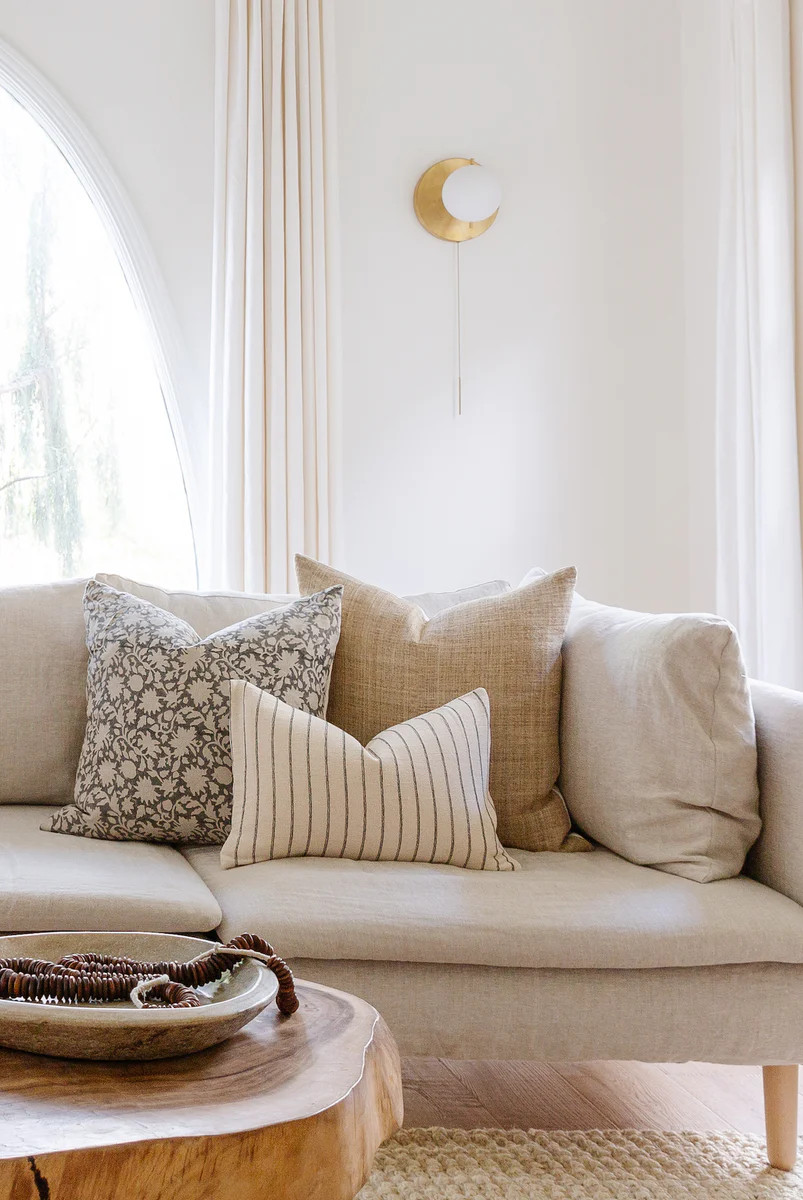 Jojo Pillow Combo | Danielle Oakey Interiors INC