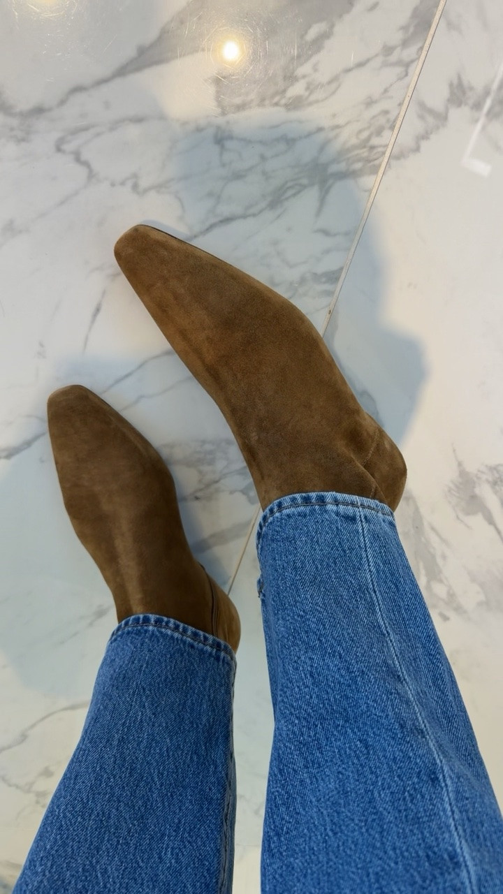 NEW must have boots! 🔥🔥🔥