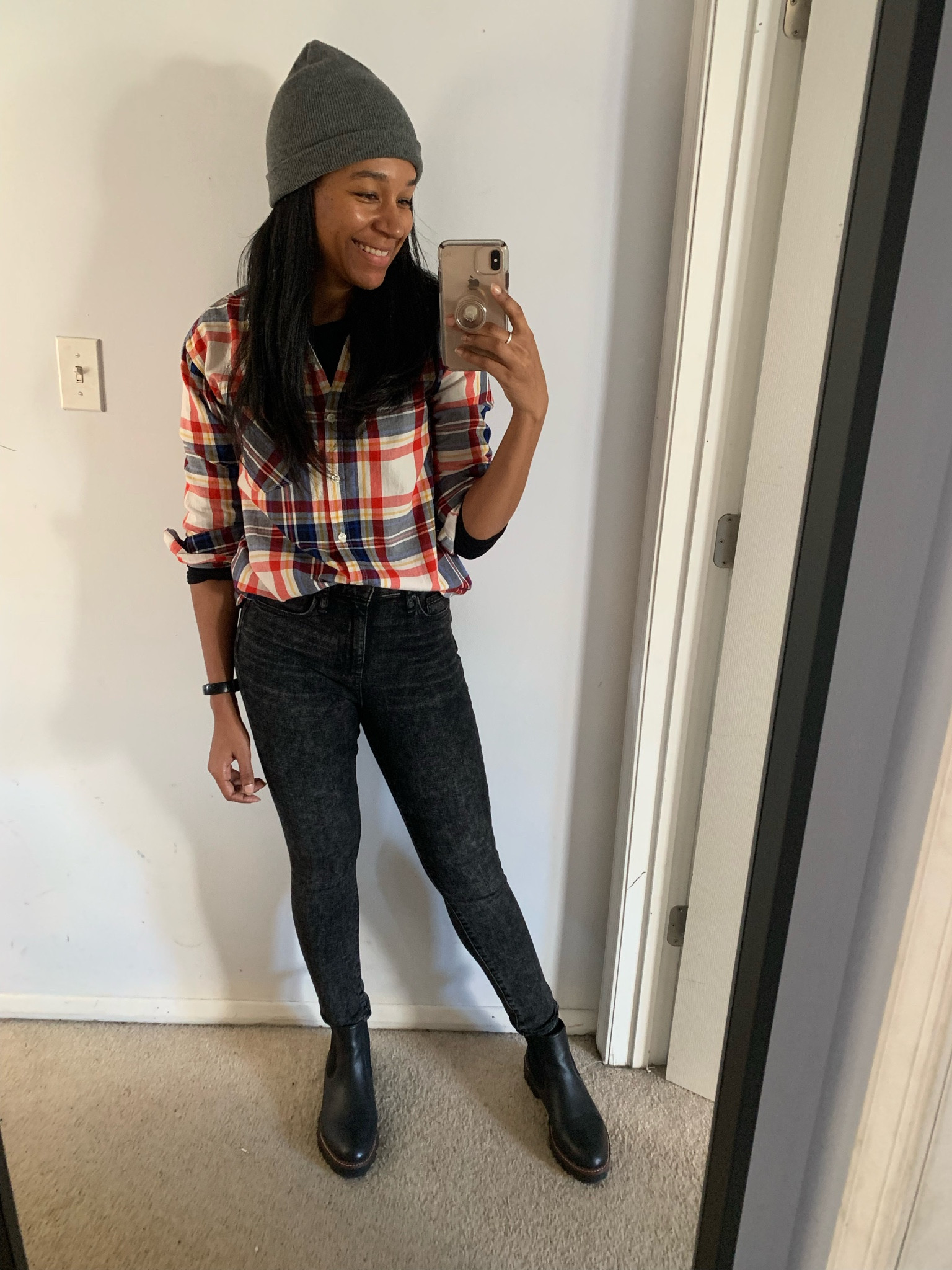 Need cold weather outfit idea?

Flannel - tts
Jeans- tts
Black Chelsea boots- tts

#LTKunder100 #LTKSeasonal #LTKstyletip