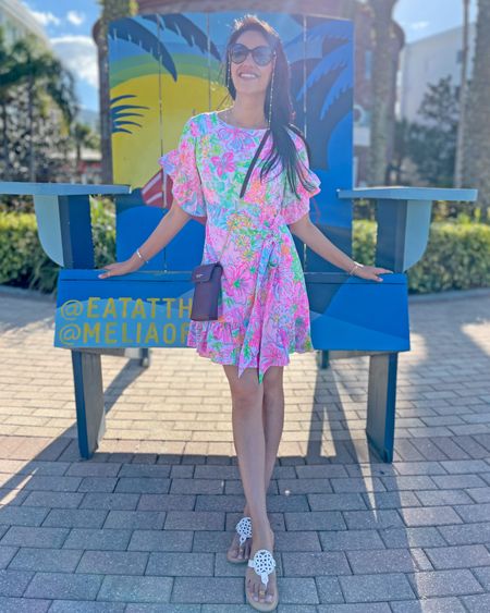 Spring Vibes 🌸
.
Shop my travel friendly accessories and a similar dress on my LTK shop! Link in bio 🔝
.
.
.
.
 

#LTKstyletip #LTKtravel #LTKSeasonal