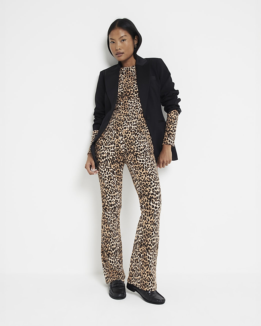 Petite Brown Leopard Ribbed Flare Leggings | River Island UK & IE