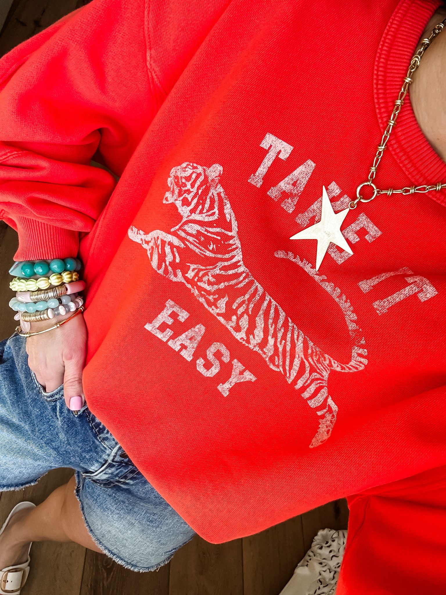 Code: TAMMY20 at Aerie thru 4/25. Small denim shorts. XS graphic sweatshirt.
@aerie 
#AeriePartner
#AerieREAL
#Aerie
#ad










#LTKPetite #LTKxAerie #LTKSaleAlert