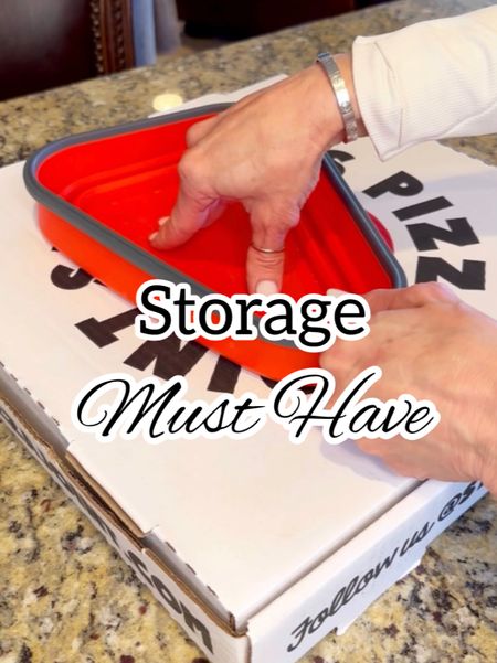 🍕 Microwave, freezer, and dishwasher safe, this has got to be one of my favorite food containers! It expands to hold multiple slices of pizza and collapses for easy storage. Win-Win! 

#LTKfamily #LTKhome #LTKkids