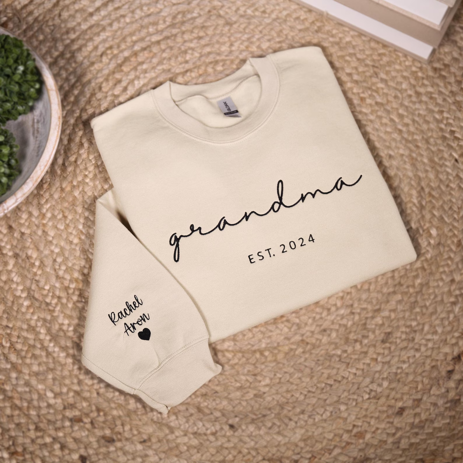 Personalized Grandma Embroidered Sweatshirt With Grandkid Names on Sleeve, Custom New Grammy Hood... | Etsy (US)