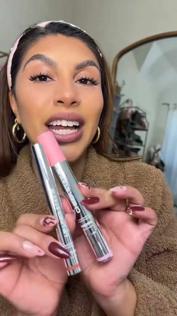 Tested on a stay-at-home mom with zero time for touch-ups 😅💄 These @SACHEU Beauty US stains last ALL day and the viral $25 bundle is still in stock on TikTok shop! I linked a 3 piece duo with lipgloss on Amazon if you prefer shopping there! Is $33! 🎁#tiktokshop #sacheubeauty #sacheulipstayn #viralmakeup #momlife 

#LTKHoliday #LTKBeauty #LTKGiftGuide