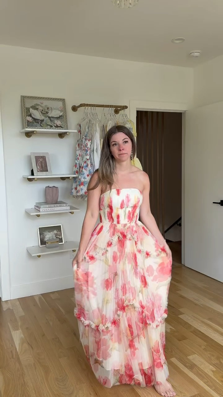 styling wedding guest and formal event dresses

i did my normal size 2/small in the pink corset dress but sized down to xs/0 in the rest 

electric picks: emerson20
divi: emerson15

Wedding guest
Black tie
Formal event
Sequin dress
Floral dress
Off the shoulder
One shoulder
Special occasion
Spring party

#LTKootd #LTKWedding #LTKSeasonal