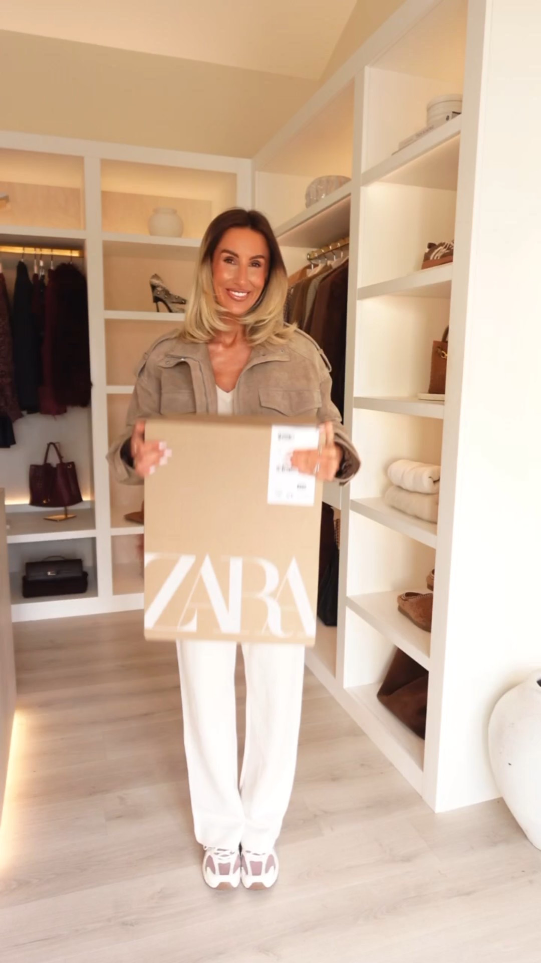 Zara haul ❤️
Red top : size XS 
Jeans - size 6 
Black skort : size XS 
Black cropped blazer : size XS 
Pink jumper : size S 
Jeans : size 6 
Burgundy dress : size XS 
Stripe T shirt : size S Jeans
Suede jacket : size M 
Gold dress : size S 
Joggers : size S 
T - shirt : size S 
Jacket : size M 

#LTKdresses #LTKFashionMonth #LTKstyletip