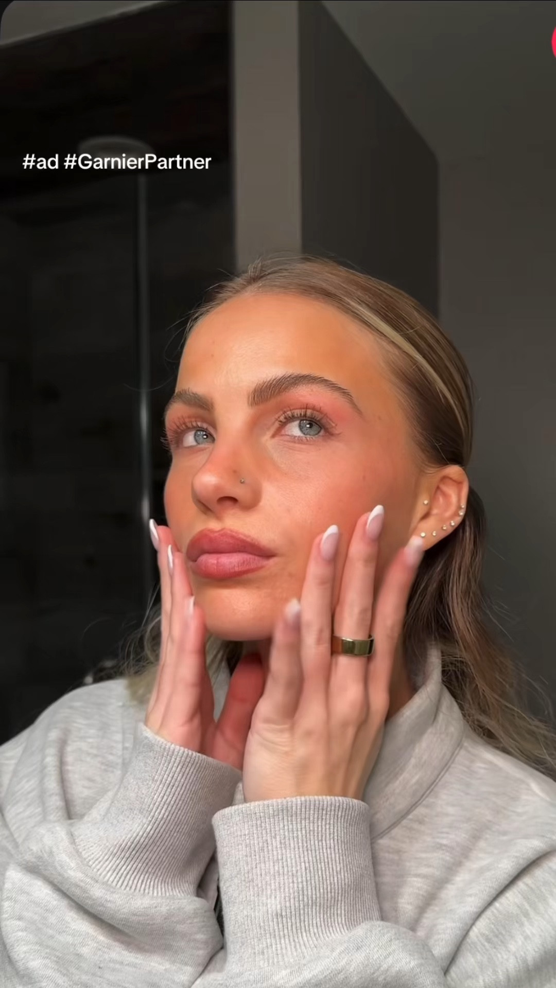 #AD #GarnierPartner One swipe = makeup gone, skin refreshed 💧 #ad
#TargetPartner #garnierpartner #bestmakeupremover #springbreakessentials
@garnierusa @target